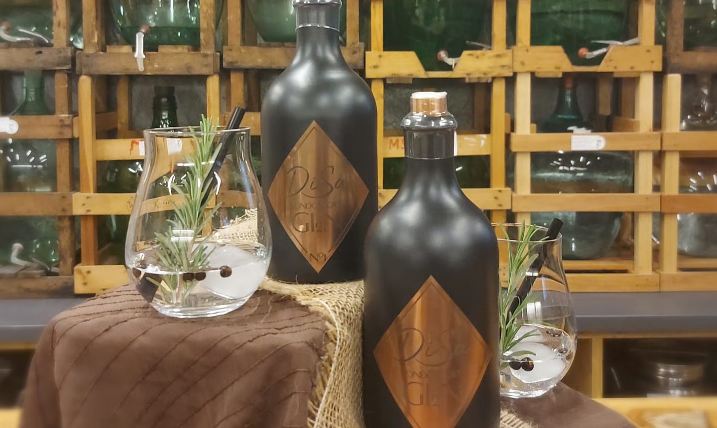DiSa Gin in der Brennerei von Salcher's Edelbrände